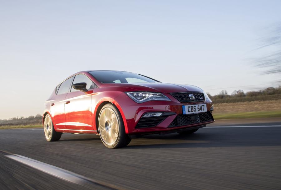  Seat Leon Cupra 300 2017 года  (UK) (фото 5 из 40)